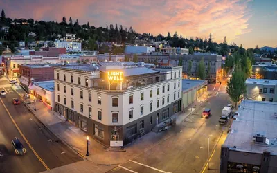 Lightwell Hotel & Spa