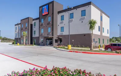 Studio 6 – Giddings, Tx