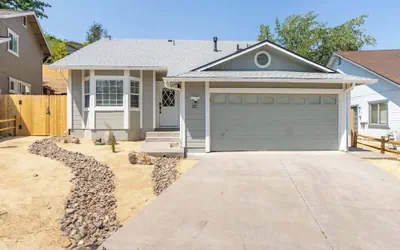 The Deco Retreat - UNR - Pet Friendly