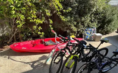 New Cozy Studio 2 Queen Beds, Kitchen Walk to Water