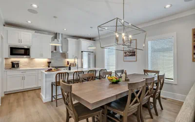 Soprano-private Rooftop-gr8 Walking Location