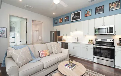 Harmony Outpost-pool & Gym-4 Mins To Broadway