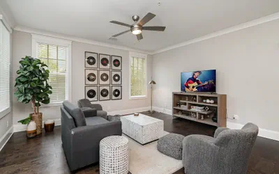 Willow-walk to Centennial Park-5 Mins to Broadway