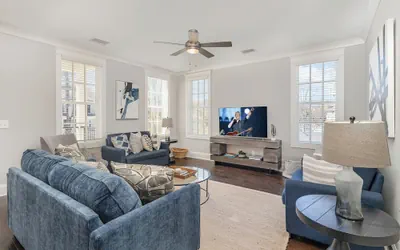 Belwood Manor-across From Parthenon-5 Min Broadway