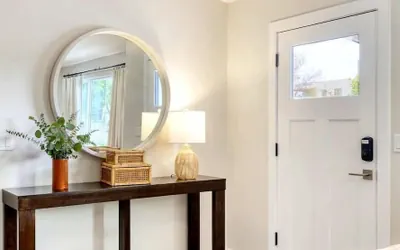 Brilliance-fire Pit & Foosball-walk to Old Town