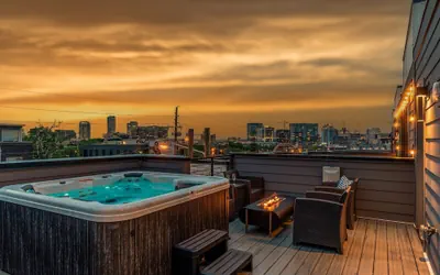 Luxe-tennessee Row-heart of Gulch-mins to Broadway