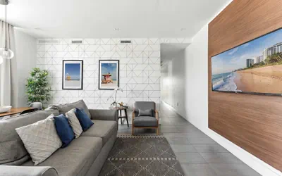 Modern South Beach 2 Bedroom Gem