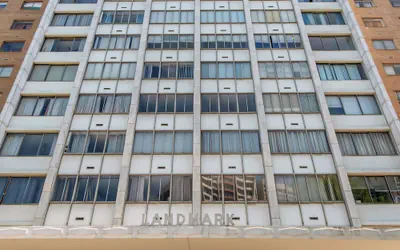 Lux 2BR Condo w/ King Beds DTWN