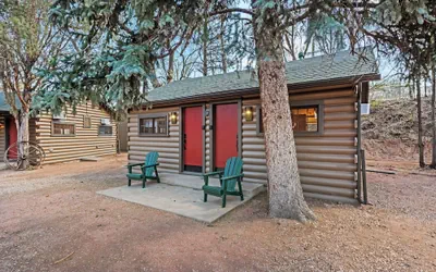 Timber Lodge Cabin 11