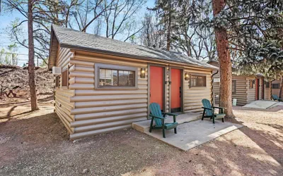 Timber Lodge Cabin 12