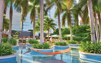 Residence at the Four Seasons