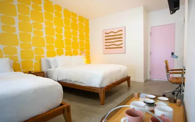 Standard Room, 2 Queen Beds, Kitchenette, Garden View