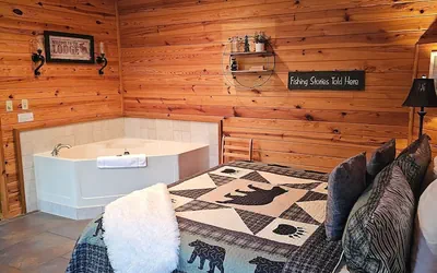 Honey Bear Haven Suite 2