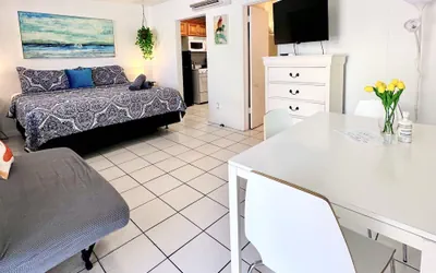 Southwinds 2 for 3 King Studio for 3 w Kitchen