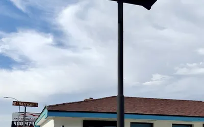 Casa Blanca Inn and Suites