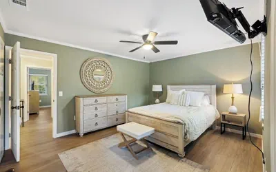 Stylish 2BR Townhome Near Bradley Beach + Pool