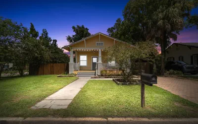 NEW Lakeland Landing Cute Bungalow by Downtown