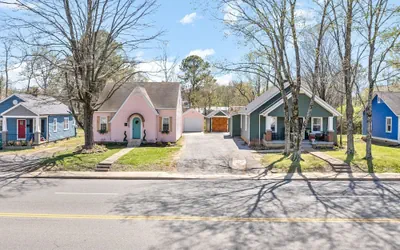 The Pink & Old Clarksville House