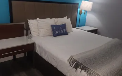 Naval Suites By FairBridge