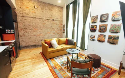 Loft 303 - The William - Atrium - Chic - Walkable