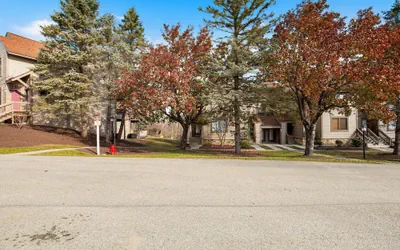 Seven Springs Sunridge 1 Br Condo, Ski-in/out 1 Bedroom Condo