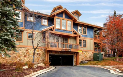 Town Pointe A105 3 Bedroom Condo