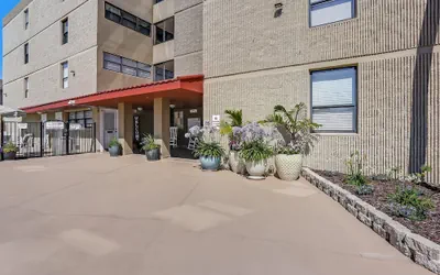 Ketch Courtyard 302 2 Bedroom Condo