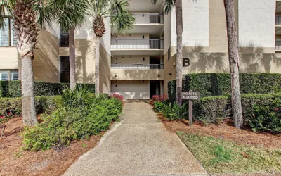 Surf And Racquet Club B149 2 Bedroom Condo