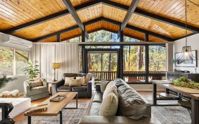 Ponderosa Hideaway 4-br Cabin Mtn View Trails Brbq