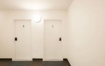 Above The Roots - Stylish Square