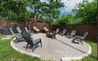 4 Queen Beds High Speed Wifi Private Parking