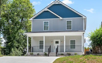 Lopez Lounge 1018 Main St