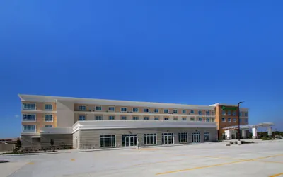 Holiday Inn Peoria At Grand Prairie by IHG
