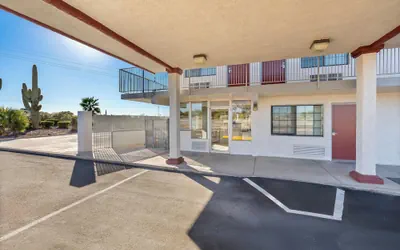 Red Roof Inn Tucson – Vail