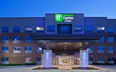 Holiday Inn Express & Suites Des Moines Downtown by IHG