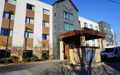Country Inn & Suites by Radisson Asheville River Arts District