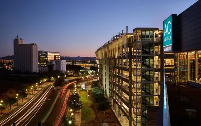AC Hotel Phoenix Tempe/Downtown