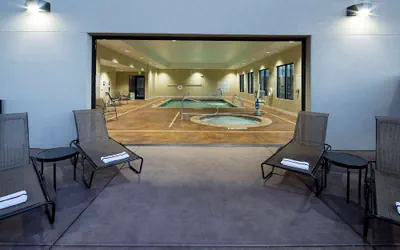 Hampton Inn & Suites Page - Lake Powell