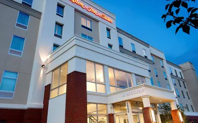 Hampton Inn & Suites Pittsburgh Airport South–Settlers Ridge