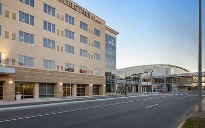 DoubleTree by Hilton Evansville
