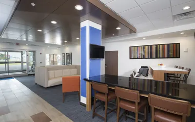 Holiday Inn Express & Suites La Porte by IHG