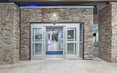 Holiday Inn Express & Suites Coffeyville by IHG