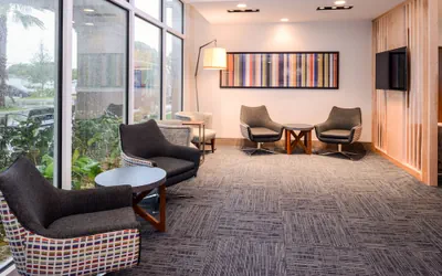 Holiday Inn Express & Suites St. Petersburg - Madeira Beach by IHG