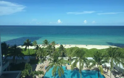 Ocean Front Casablanca Studios with FULL KITCHENS & Beach access By BL Rentals