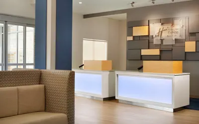 Holiday Inn Express & Suites McAllen - Medical Center Area by IHG