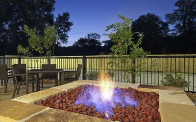 Holiday Inn Express & Suites Columbus North by IHG