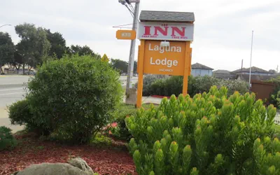 Laguna Lodge