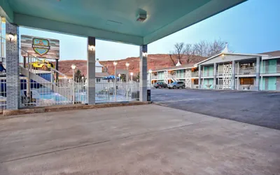 Expedition Lodge Moab Arches National Park