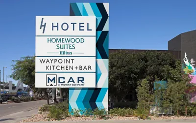 H Hotel Los Angeles, Curio Collection by Hilton