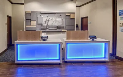 Holiday Inn Express Hotel & Suites Corsicana by IHG